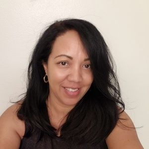 Meet your Posher, Ramona